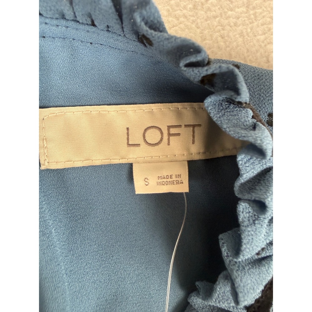 LOFT Blouse Womens Small Blue Clip Dot Pintuck Puff Sleeve Velvet Trim 593082 - Picture 2 of 11